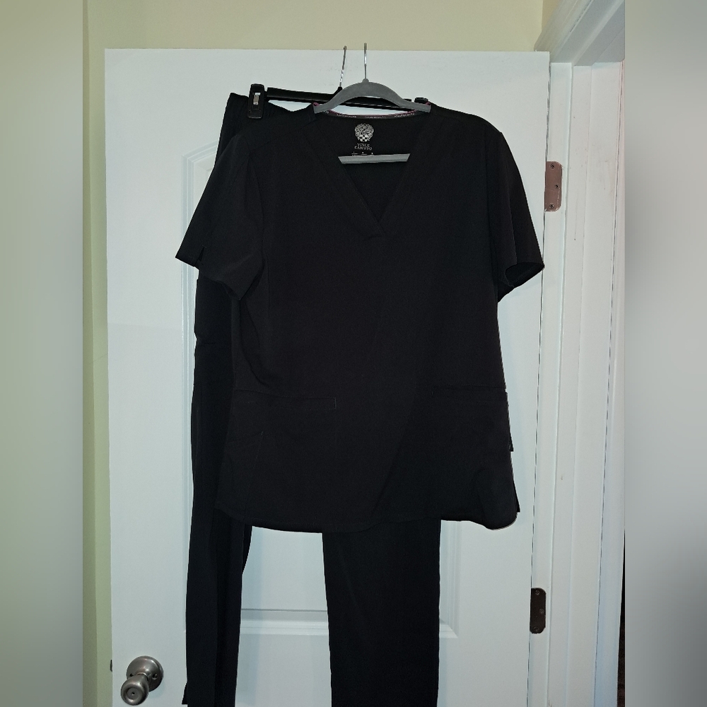 Vince Camuto Black Scrub Top and Pants Set